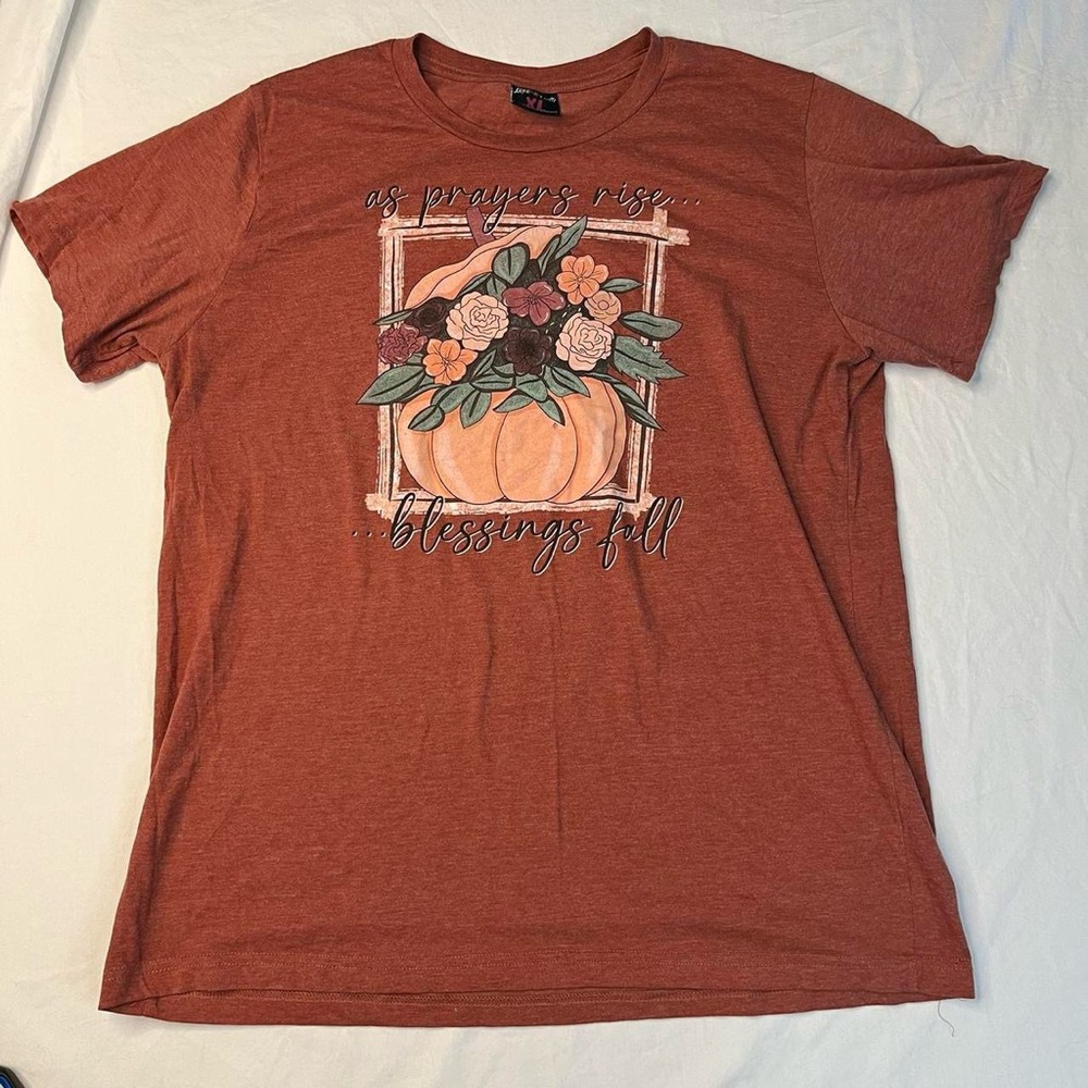 Thanksgiving t-shirt size XL